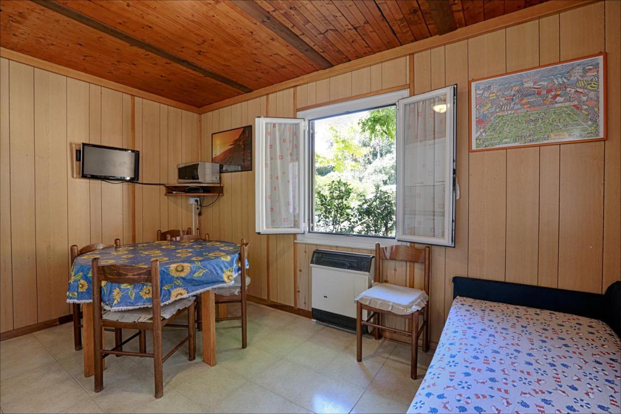 Villaggio Camping Valdeiva 德瓦玛丽娜 外观 照片
