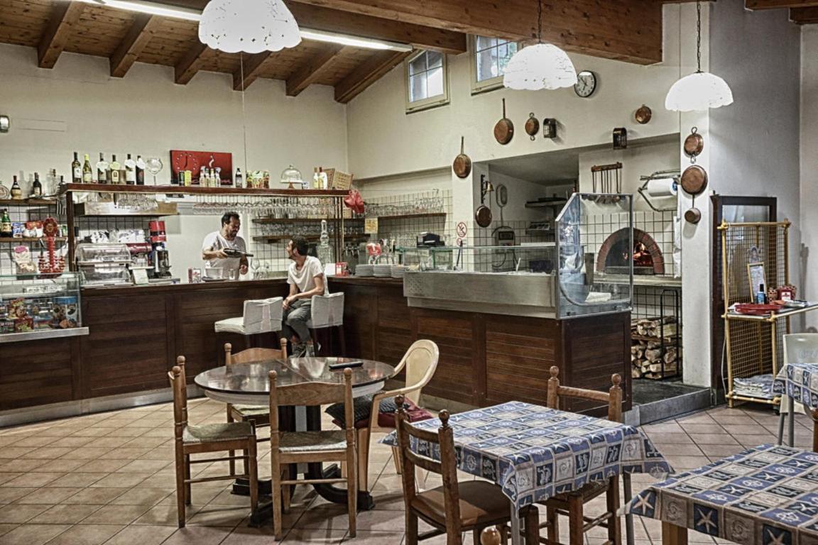 Villaggio Camping Valdeiva 德瓦玛丽娜 外观 照片