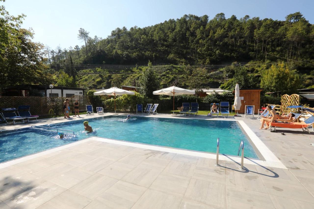 Villaggio Camping Valdeiva 德瓦玛丽娜 外观 照片